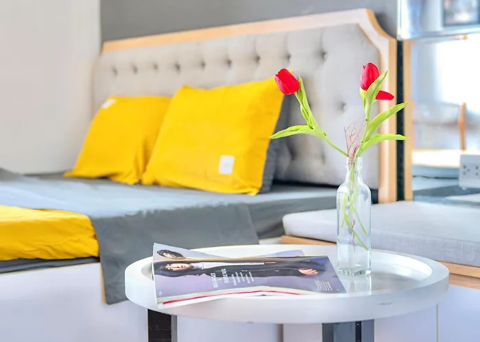Tripletrees Apartment At Saigon Central - Rivergate Residence District 4